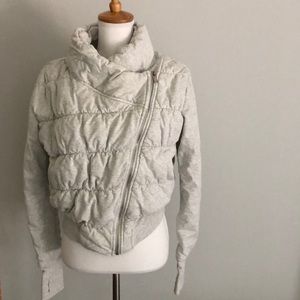Lululemon jacket/sweatshirt